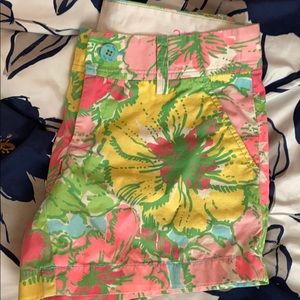 Lilly Pulitzer Big Flirt Callahan Shorts